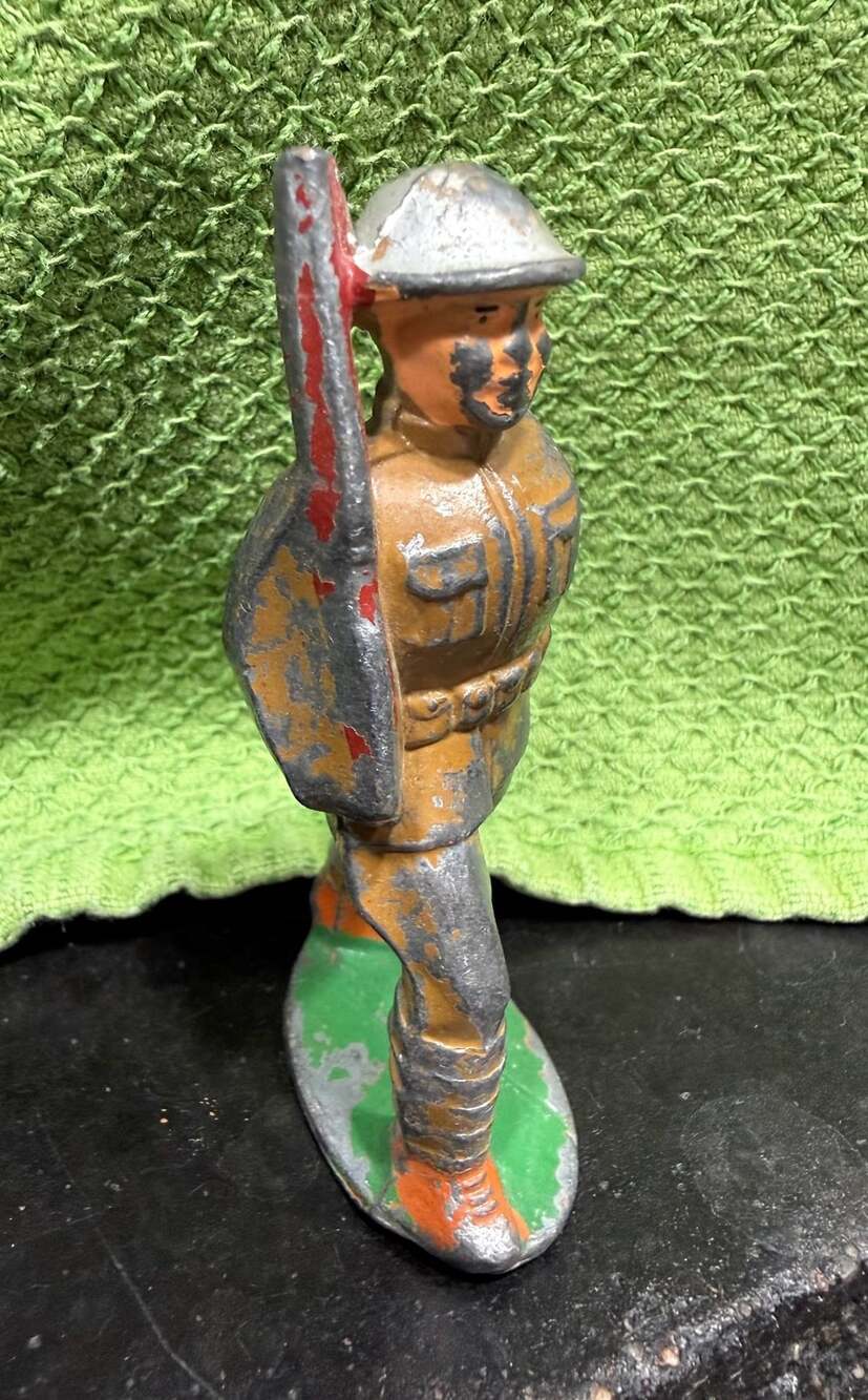 Vintage Barclay Lead Toy Soldier W/ Rifle